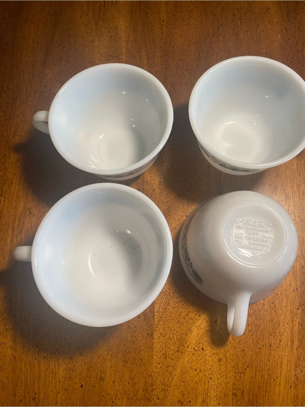 Pyrex Old Town 8 oz Teacup  (Set of 4)